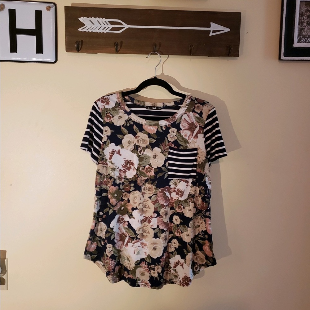 Floral Navy Top